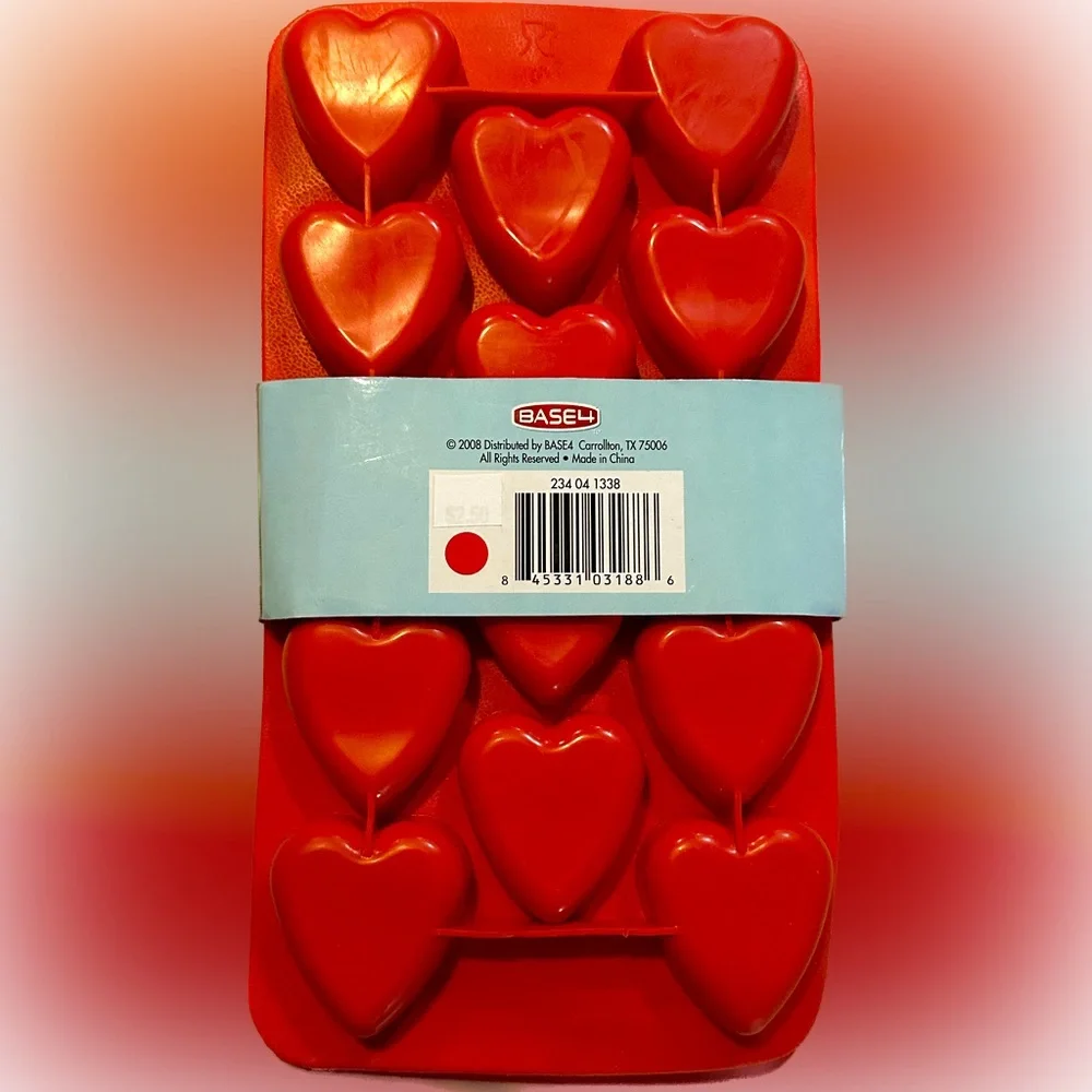 BASE4 2008 HEART FLEXIBLE ICE TRAY, CHOCOLATE, JELLO, SHOTS, set of 2 PARTY LOVE